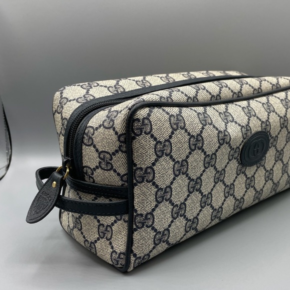 Authentic Gucci GG Toiletry Makeup Bag - Picture 3 of 9